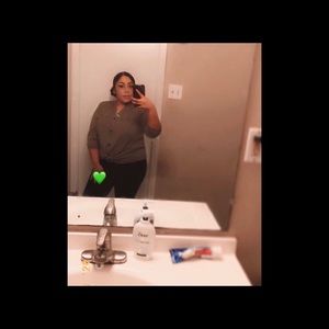 Meet your Posher, Gabriela